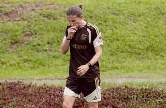 Mesmo após goleada de 8 a 0 no Madureira, Filipe Luís perde o emprego no Fla –