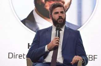 Romário será uma das estrelas do futebol a participar do evento –