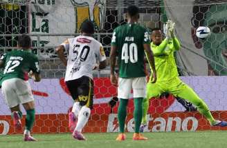 Carlos Miguel afirmou que Verdão fez uma boa partida na Arena Barueri –