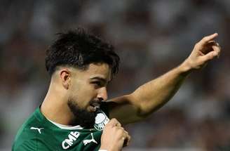 Flaco despista sobre futuro no Palmeiras e mira Copa do Mundo –