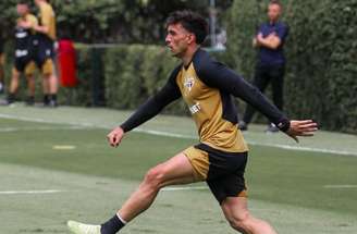 Roger Machado prepara o São Paulo para enfrentar o RB Bragantino –