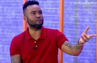 Ex-jogador aborda sobre seu estilo de vida durante entrevista –