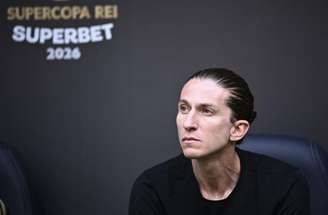 Saída de Filipe Luís dividiu opiniões no Flamengo –