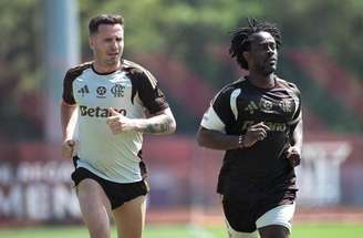 Saúl Ñíguez está cada vez mais próximo do retorno ao time do Flamengo –