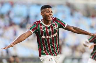 Hércules comemora o gol marcado contra o Athletico – MARCELO GONÇALVES / FLUMINENSE
