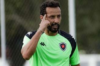 Nene em campo pelo Botafogo-PB –