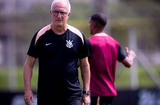 Dorival não vence há cinco jogos no comando do Corinthians –