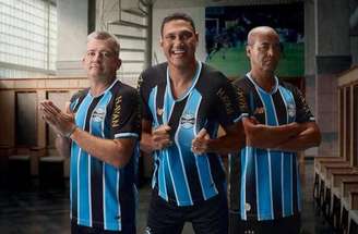 Segundo uniforme comemorativo também é lançado pelo clube – Divulgação / Grêmio FBPA