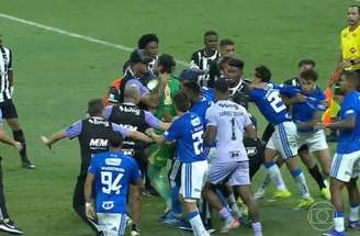 Na súmula, 23 jogadores foram expulsos, sendo a maior da história do futebol brasileiro –