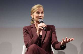 Jill Ellis vai fazendo história na diretoria da Fifa –