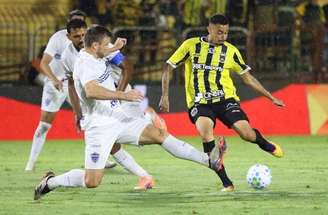 Volta Redonda e Barra-SC mediram forças na noite desta quinta-feira (19), pela quarta fase da Copa do Brasil –