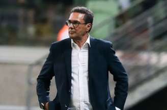 Técnico já comandou Neymar no Santos –