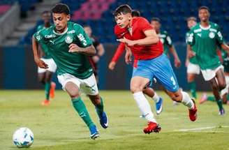 Palmeiras tem três jogadores expulsos e não resiste aos chilenos do Santiago Wanderers –