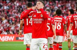 Dahl em ação pelo Benfica diante do Vitória de Guimarães –