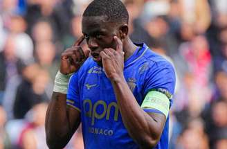 Lyon e Monaco se enfrentaram pela 27ª rodada do Campeonato Francês –