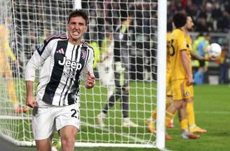 Andrea Cambiaso atravessa boa fase com a camisa da Juventus –