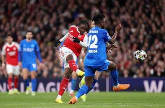 Eze marca o segundo gol do Arsenal durante a partida contra o Mansfield Town pela quinta rodada da Copa da Inglaterra – Foto de Julian Finney/Getty Images