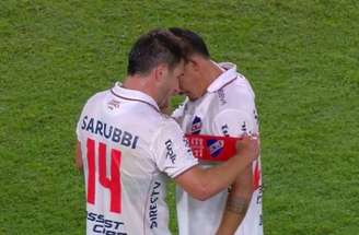 Em apresentação, Lucas Rodríguez chamou os avós para participarem do momento marcante –