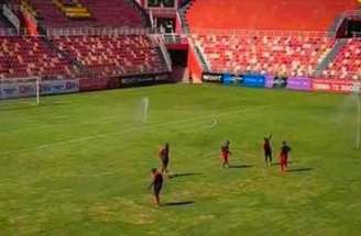 Time do 1º de Agosto foi a campo no Estádio França Ndalu e foi declarado perdedor – Reprodução