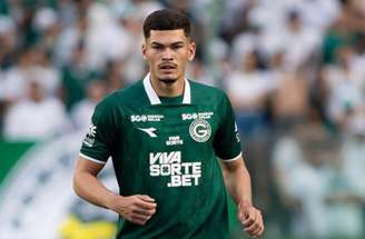 Anthony em ação pelo Goiás –