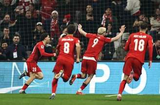 Momento do gol marcado por Ferdi Kadioglu –