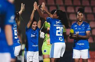Cruzeiro e Fluminense travaram duelo de invictos no Brasileiro Feminino. Melhor para as Cabulosas –