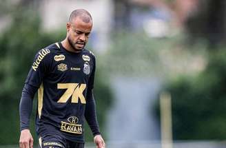 Santos trabalha para recuperar Mayke após início ruim de ano –
