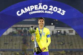 Zagueiro em ação pelo clube espanhol –