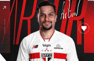 Artur deixa o Botafogo e passa a defender o São Paulo.