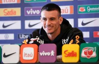 Ibañez durante treino pela Seleção Brasileira na academia em Orlando –