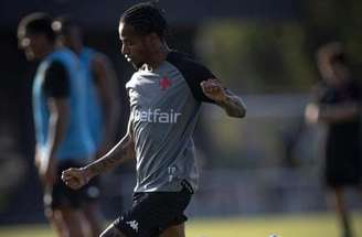 Vini Jr. se tornou principal alvo de racismo no futebol –