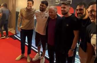 Zico lança documentário em evento no Rio de Janeiro –