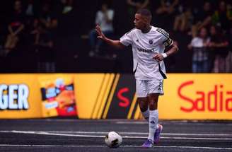 Luqueta foi expulso após bater pênalti do presidente –