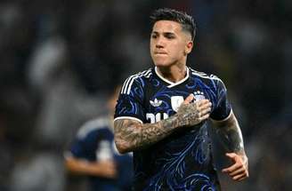 Enzo utilizou a braçadeira de capitão do Chelsea nos últimos jogos da equipe –