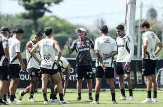 Cuca prepara mudanças no time titular do Santos –