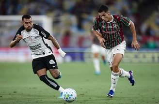 Serna deu assistência na vitória do Fluminense sobre o Corinthians –