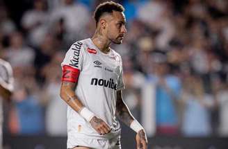 Neymar ficou na bronca com a arbitragem durante o duelo contra o Remo –