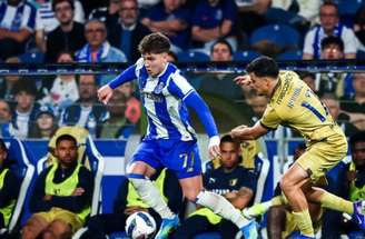 Famalicão faz jogo duro com o Porto no Estádio do Dragão –