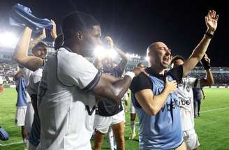 Bellão ficou à frente da equipe em 3 jogos: duas vitórias e uma derrota