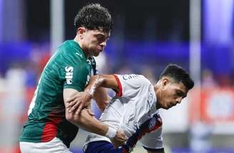 Tricolor manteve mais volume de jogo, mas o Alviverde abriu o placar na Arena Fonte Nova –