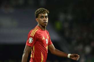 Lamine Yamal, atacante do Barcelona e da seleção da Espanha, chega como uma das principais estrelas da Copa do Mundo (Photo by Alexander Hassenstein/Getty Images)