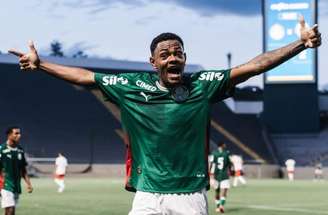 Palmeiras reage no 2° tempo e vence o Bragantino –