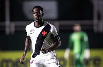 Cuesta tenta recuperar espaço no time titular do Vasco –