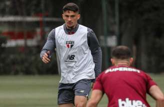 Pablo Maia pode desfalcar o São Paulo por até um mês e meio –