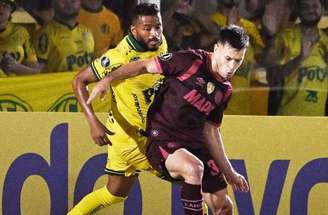 Lanús parte para o ataque. Mas quem leva a melhor é o Mirassol. Afinal, os paulistas venceram por 1 a 0.  –