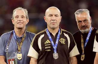 Feito raro! Leonardo Jardim conquistou primeiro título logo na estreia pelo Flamengo –