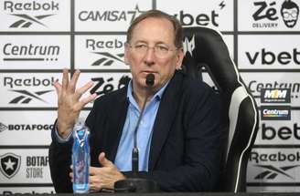 Textor diz ter plano para tirar Botafogo do vermelho –