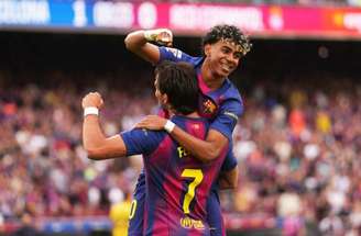 Lamine Yamal foi um dos grandes destaques da vitória do Barcelona sobre o Espanyol  (Photo by David Ramos/Getty Images)