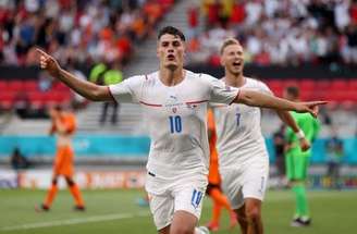 Schick em campo pela Chéquia  (Photo by Thomas Eisenhuth/Getty Images)