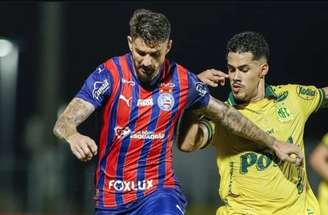 Everton Ribeiro (à esquerda) foi um dos destaques do Bahia  contra o Mirassol.